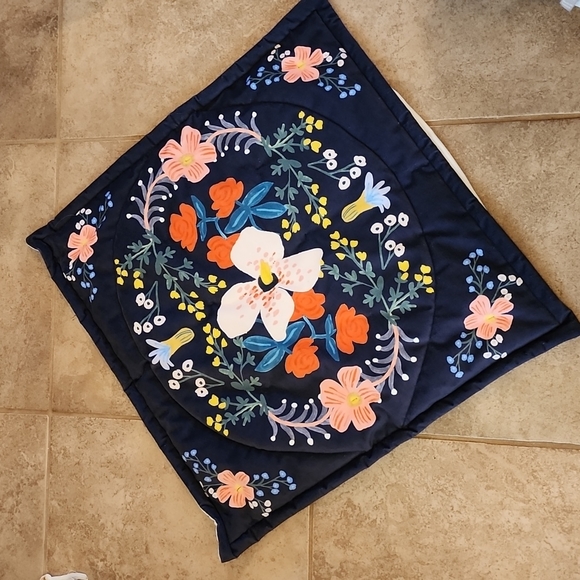 2 Rifle paper co. For Anthropologie matching euro shams 26x26 - Picture 4 of 11